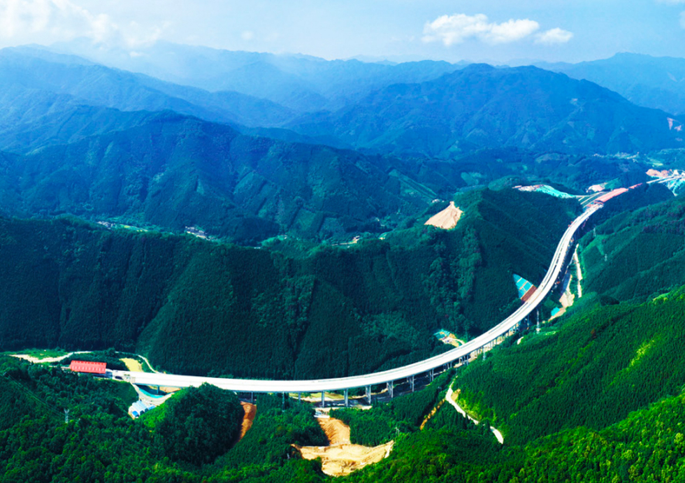 連山至賀州公路（廣西段）施工圖勘察設(shè)計(jì)